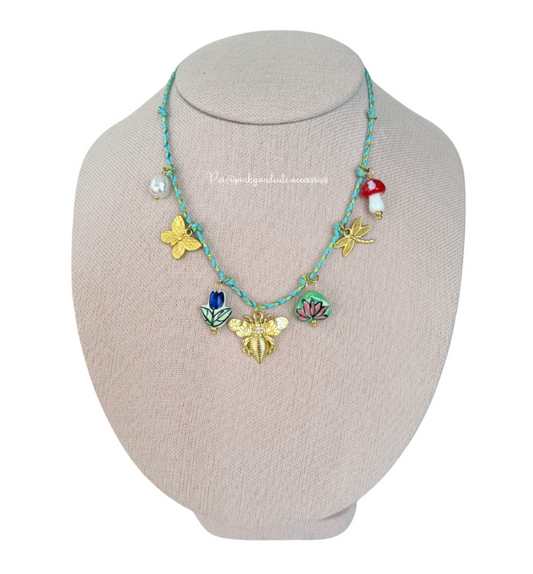 Lazo Necklace