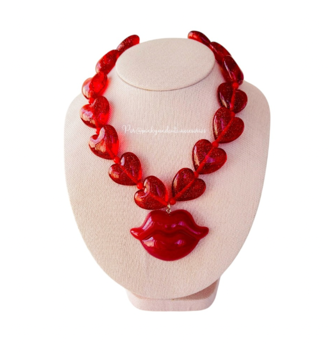 Muuuaack Necklace
